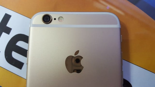 O flash do iPhone original é o conjunto de três cores (Foto: JNTelecom)